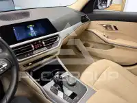 2019 BMW 320