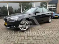 2019 BMW 330