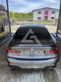 2019 BMW 330