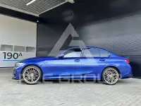 2019 BMW 330