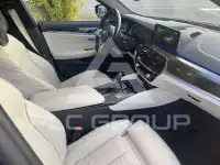 2019 BMW 520