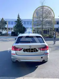 2019 BMW 520