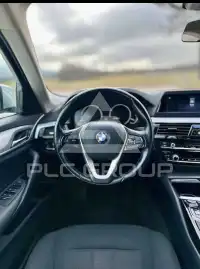 2019 BMW 520