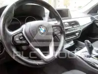 2019 BMW 520