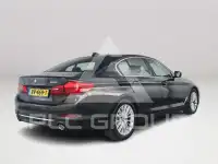 2019 BMW 520