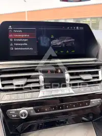 2019 BMW M8