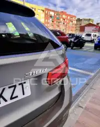 2019 BMW 318