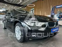 2019 BMW 318