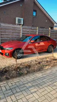 2019 BMW 318