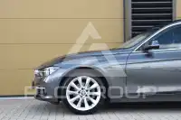 2019 BMW 318