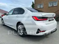 2019 BMW 318