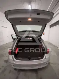 2019 BMW 318