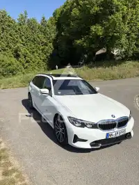 2019 BMW 318