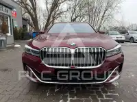 2019 BMW 745