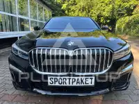 2019 BMW 745