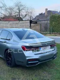 2019 BMW 745