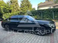 2019 BMW 745