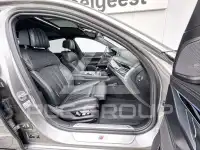 2019 BMW 745