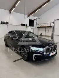 2019 BMW 745