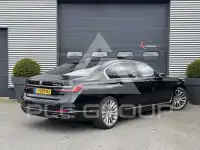 2019 BMW 745