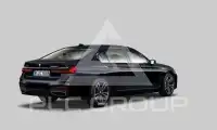 2019 BMW 745