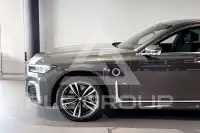 2019 BMW 745