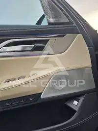 2019 BMW 745