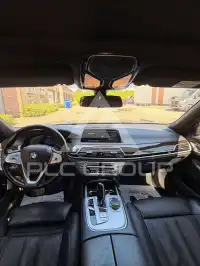 2019 BMW 745