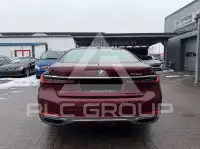 2019 BMW 745