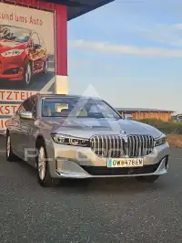 2019 BMW 745