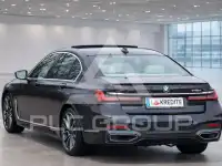 2019 BMW 745