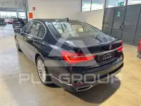 2019 BMW 725
