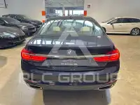 2019 BMW 725