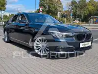 2019 BMW 725