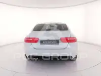 2019 Jaguar XE