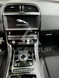 2019 Jaguar XE