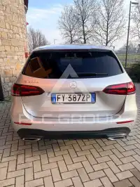 2019 Mercedes Benz B 200
