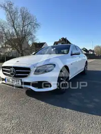 2019 Mercedes Benz E 300