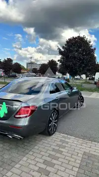 2019 Mercedes Benz E 220