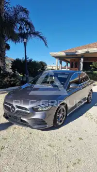 2019 Mercedes Benz B 180