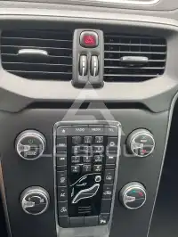 2019 Volvo V40