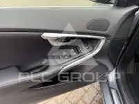 2019 Volvo V40