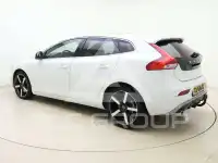 2019 Volvo V40