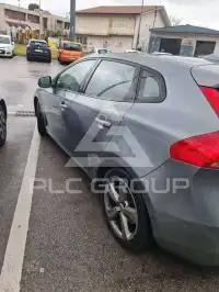 2019 Volvo V40