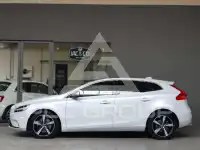2019 Volvo V40