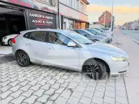 2019 Volvo V40