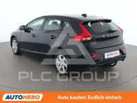2019 Volvo V40