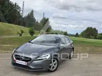 2019 Volvo V40