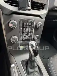 2019 Volvo V40