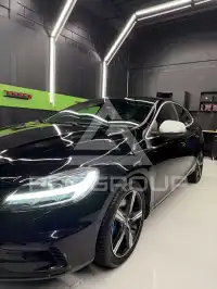 2019 Volvo V40